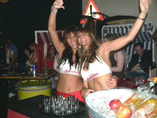 Bild: Bremer Event und Marketingagentur 4magic events führt bundesweite Gastropromotion für  Berentzen Apfel durch