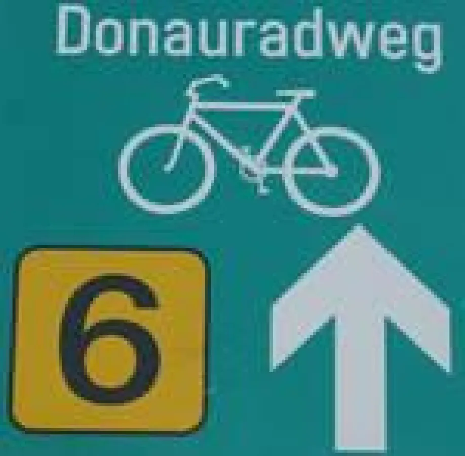 Der Donauradweg führt Sie von Passau nach Bratislawa - oder bis zum schwaren Meer..
