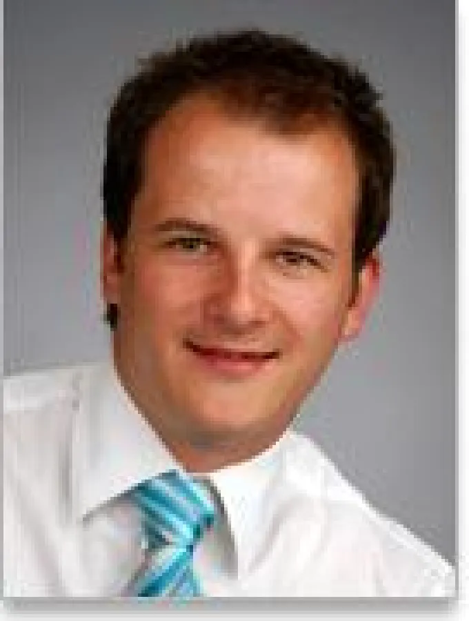 Sven Hennig, Geschäftsführer