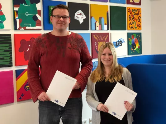 IHK zeichnet LIS-Nachwuchs aus für hervorragende Abschlussprüfungen Bild: IHK zeichnet LIS-Nachwuchs aus für hervorragende Abschlussprüfungen