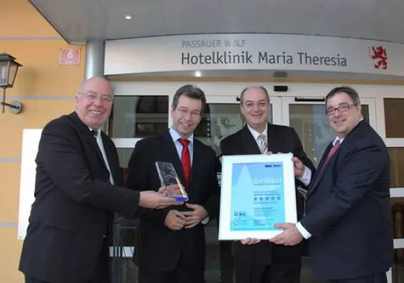 Bild: Erstmals in Deutschland: „Kliniksterne“ bewerten künftig die Servicequalität von Kliniken