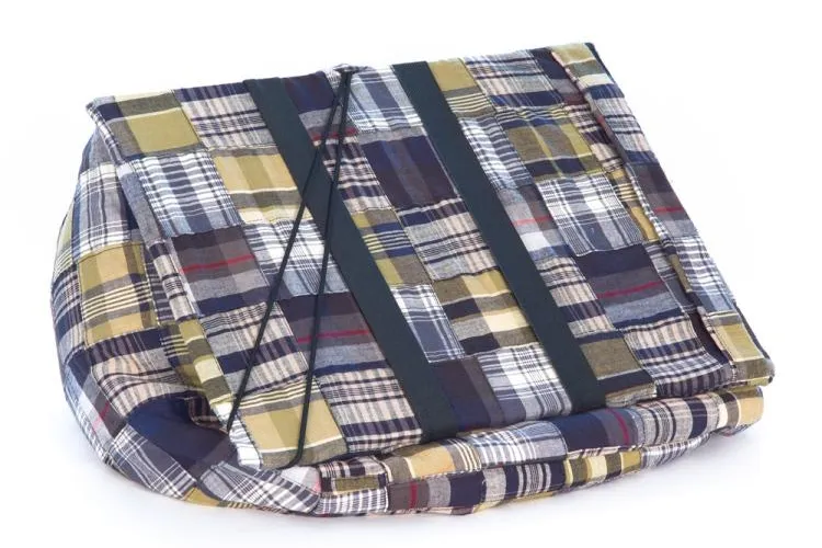 Bild: Bequem, angenehm, coosini. Das Lese- und Arbeitskissen