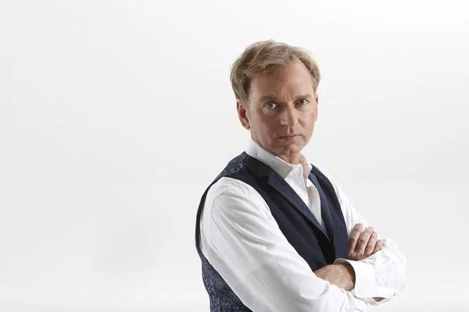 Bild: Premiere des neuen Programms „OBEN OHNE“ mit Christian Springer im Schlachthof München