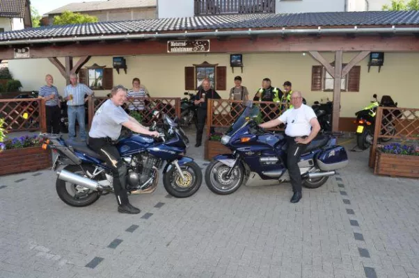 Bild: Sauerland-Motorradschlafzimmer im Haus Wiesengrund