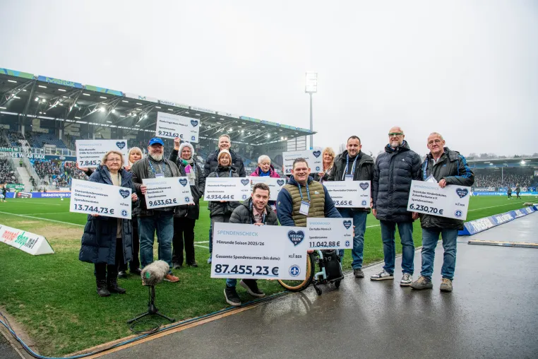 Herzenslilien: 87.455,23 Euro für regionale soziale Projekte Bild: Herzenslilien: 87.455,23 Euro für regionale soziale Projekte