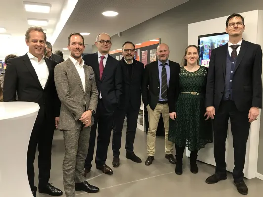 Bild: bibliotheca startet visionäres Pilotprojekt mit der Münchner Stadtbibliothek