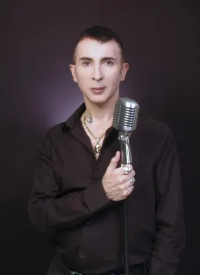 Bild: MARC ALMOND - Stardom Road Continued Tour 2009 Live mit Band