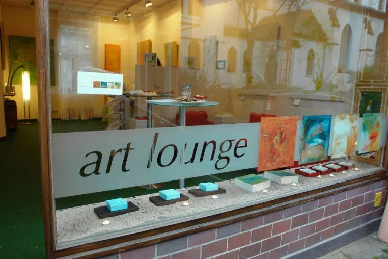 Vernissage in der art lounge und Lesung im anderen Buchladen setzen Glückshormone frei Bild: Vernissage in der art lounge und Lesung im anderen Buchladen setzen Glückshormone frei