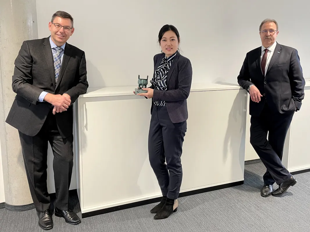 Gernot-Alois Feiel (links), Yanfang Sun (mitte) und Richard Ongherth (rechts)