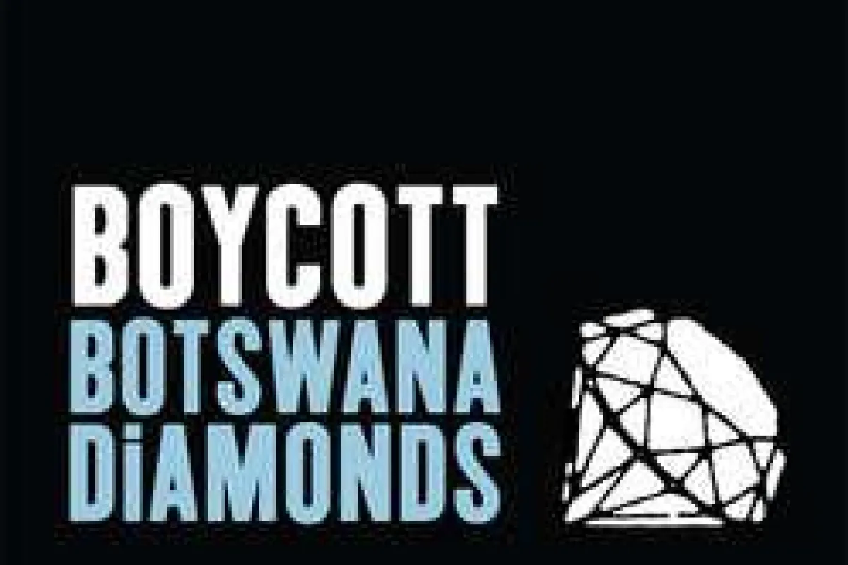 Survival ruft zum Boykott gegen Diamanten aus Botswana auf, bis den Indigenen Zugang zu Wasser gewährt wird. © Survival