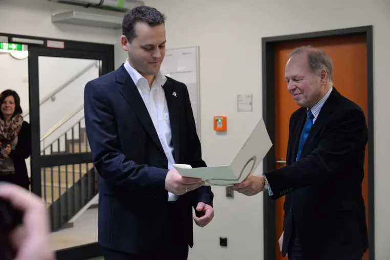 German E-Cars Research & Development GmbH wird An-Institut der Universität Cottbus-Senftenberg Bild: German E-Cars Research & Development GmbH wird An-Institut der Universität Cottbus-Senftenberg