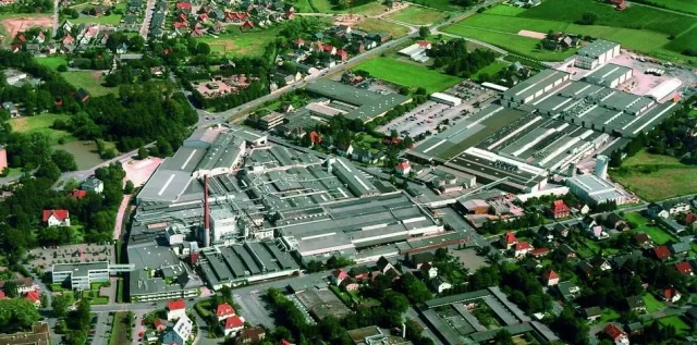 Bild: Komplettlösungen aus einer Hand - Westag & Getalit AG auf dem Branchentag Holz 2007