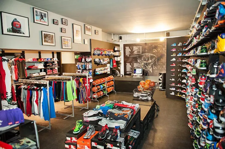 Bild: Designagentur Heckhaus entwirft Storekonzept für Kickz Berlin