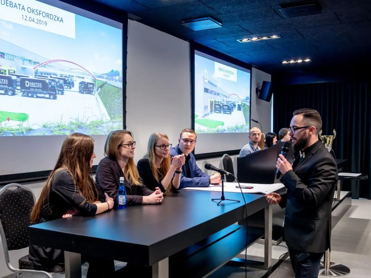 Teams von vier Hochschulen präsentierten ihre Arbeiten