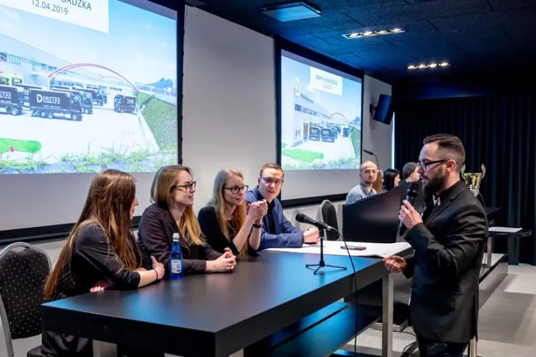 Drutex fördert polnische Studenten Bild: Drutex fördert polnische Studenten