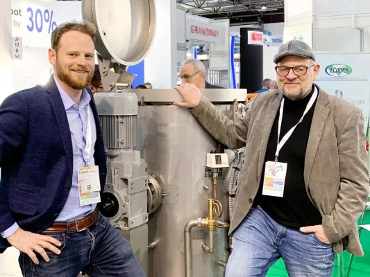 Krankenhausabfälle - Kostensenkende Konzepte zur Entsorgung infektiöser Abfälle. Bild: Krankenhausabfälle - Kostensenkende Konzepte zur Entsorgung infektiöser Abfälle.