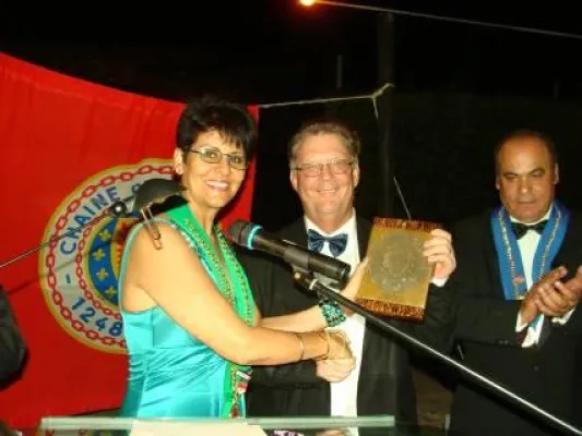 Bild: SEVERIN SEA LODGE ERHÄLT PLAKETTE DER CHAÎNE DES RÔTISSEURS