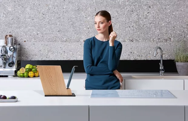 TYROLIT LIFE: Hochwertige Messer und Schleifmittel Bild: TYROLIT LIFE: Hochwertige Messer und Schleifmittel