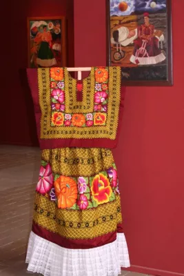 Bild: Frida Kahlo: La Tehuana