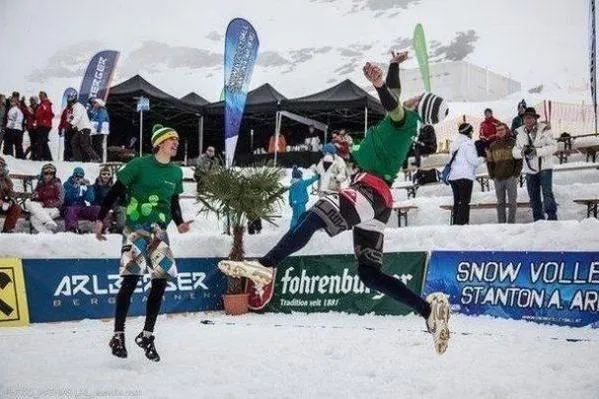 Bild: Snow Volleyball Tour am 5. und 6. April in St. Anton am Arlberg