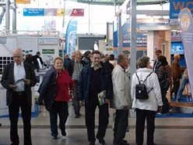 Bild: HAUS | HOLZ | ENERGIE: Fachleute informierten Hausbesitzer, Bauherren und Modernisierer