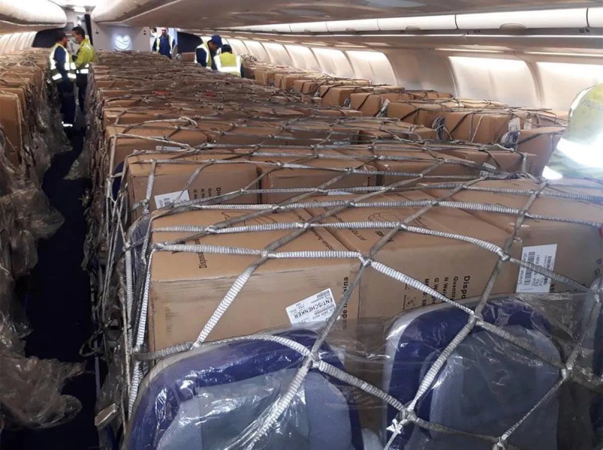 Mittels eigens gecharterter Transportmittel werden die Lieferzeiten eingehalten