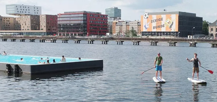 Bild: StandUpPaddeln auf der Spree - jetzt mitten in Berlin