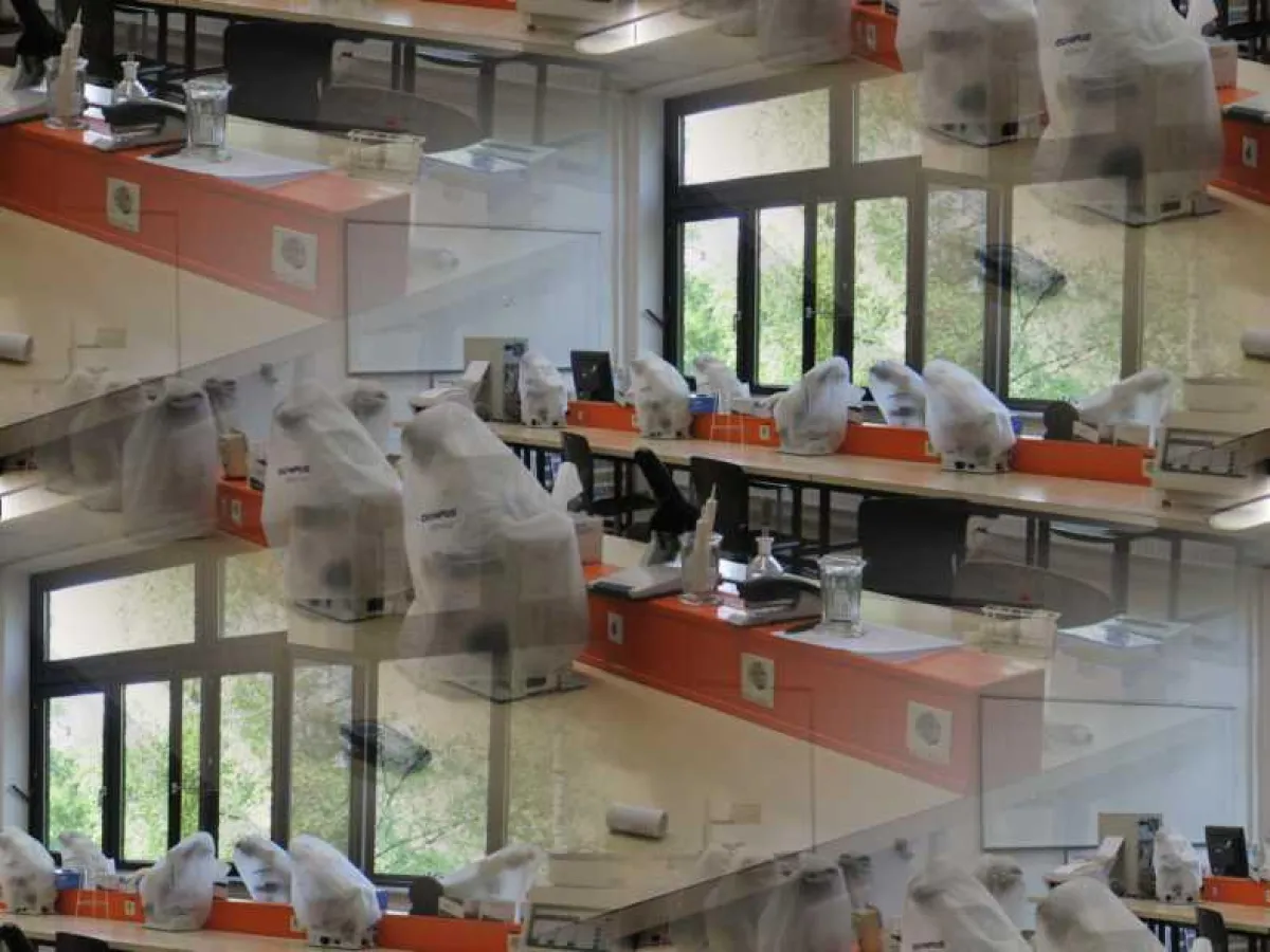 Labore-MTA Schule RBZ Köln, l.w.