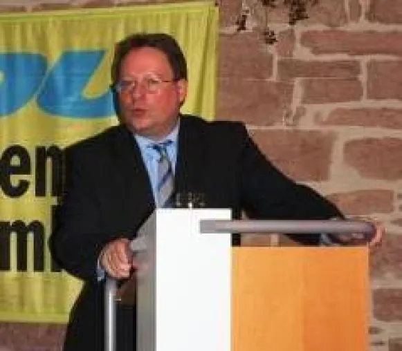 Bild: CDU diskutiertmit stv. CDA Bundesvorsitzenden Christian Bäumler über den Neustart der Koalition