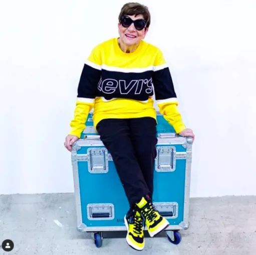 Style Uschi - mit 76 Jahren in einer neuen Welt Bild: Style Uschi - mit 76 Jahren in einer neuen Welt