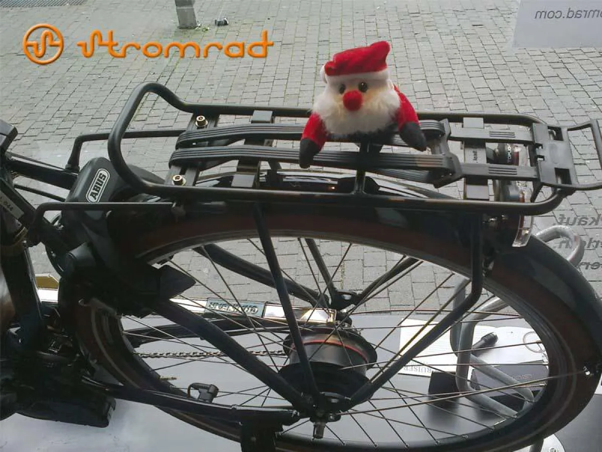 Der Weihnachtsmann grüßt vom Stromrad