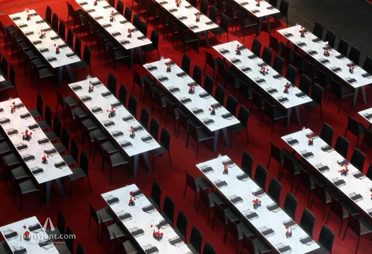 Spendengala im Colosseum Theater Essen zum 13. Förderturm Charity Golf Cup