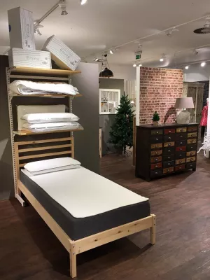 BUTLERS bittet zum Probeliegen mit Emma Bild: BUTLERS bittet zum Probeliegen mit Emma