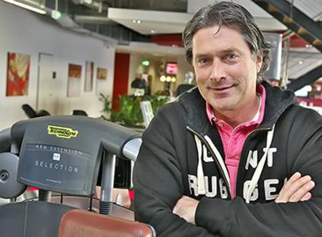 Rigo Thiel zeigt auf, wie man durch körperliche Fitness wieder zur inneren Balance findet.