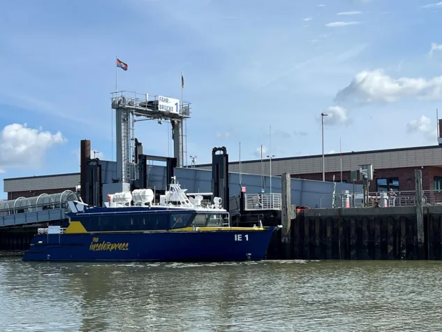 Bild: Neuer Anleger für den Inselexpress in Norddeich