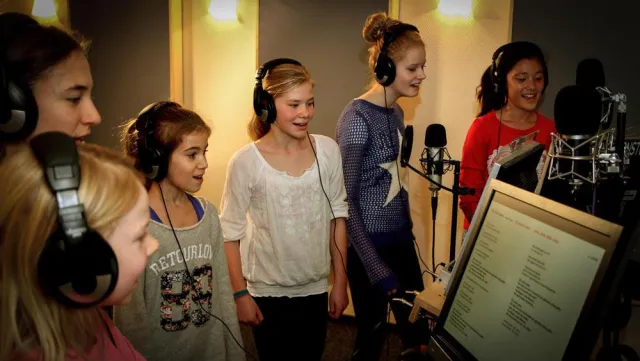 Bild: Kindergeburtstag im Karaoke-Tonstudio