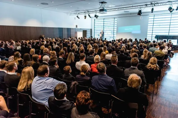 Bild: Die Cologne Business School startet erfolgreich ins Wintersemester 2017/18