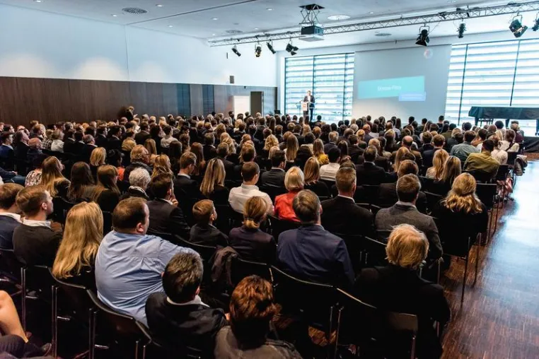 Bild: Die Cologne Business School startet erfolgreich ins Wintersemester 2017/18