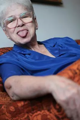 Senioren stellen hohe Ansprüche an Wohnanbieter - Betreiber erkennen den Stellenwert des Internets nicht. Bild: Senioren stellen hohe Ansprüche an Wohnanbieter - Betreiber erkennen den Stellenwert des Internets nicht.