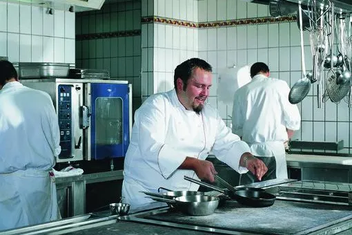 Kochkurs „Sushi und Tapas“ am 25. Januar 2007 im Landhaus „Zu den Rothen Forellen“ Bild: Kochkurs „Sushi und Tapas“ am 25. Januar 2007 im Landhaus „Zu den Rothen Forellen“