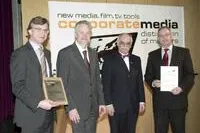 Bild: Auszeichnung für Web-to-Print-Anwendung - „Master of Excellence“ für die Software-Lösung „Vit2Print“ verliehen