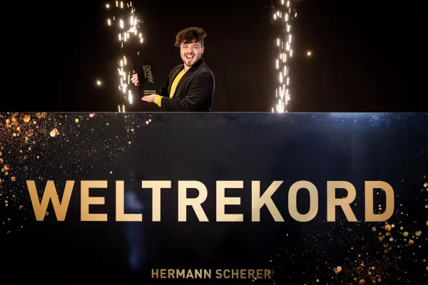 Bild: Weltrekord in Berlin: Die besten Redner der Welt beim internationalen Speaker-Slam
