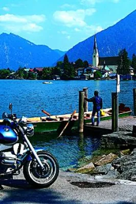 Clever touren – von der Route bis zum Kopfkissen Bild: Clever touren – von der Route bis zum Kopfkissen