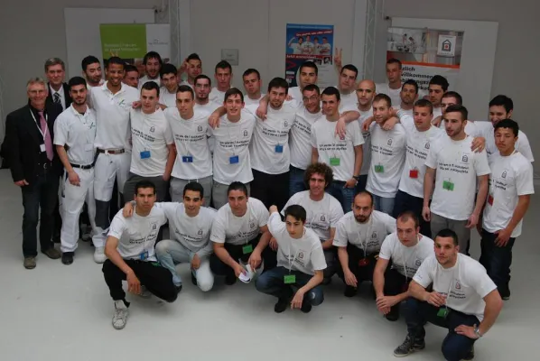 Bild: Stolze Spanier - Ausbildung zum Stuckateur in Deutschland