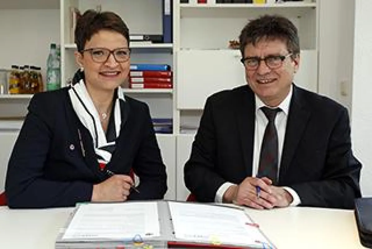 Vertragsunterzeichnung