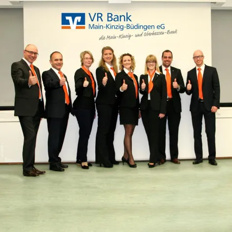 Gratulation zum erfolgreichen Studienabschluss Bild: Gratulation zum erfolgreichen Studienabschluss