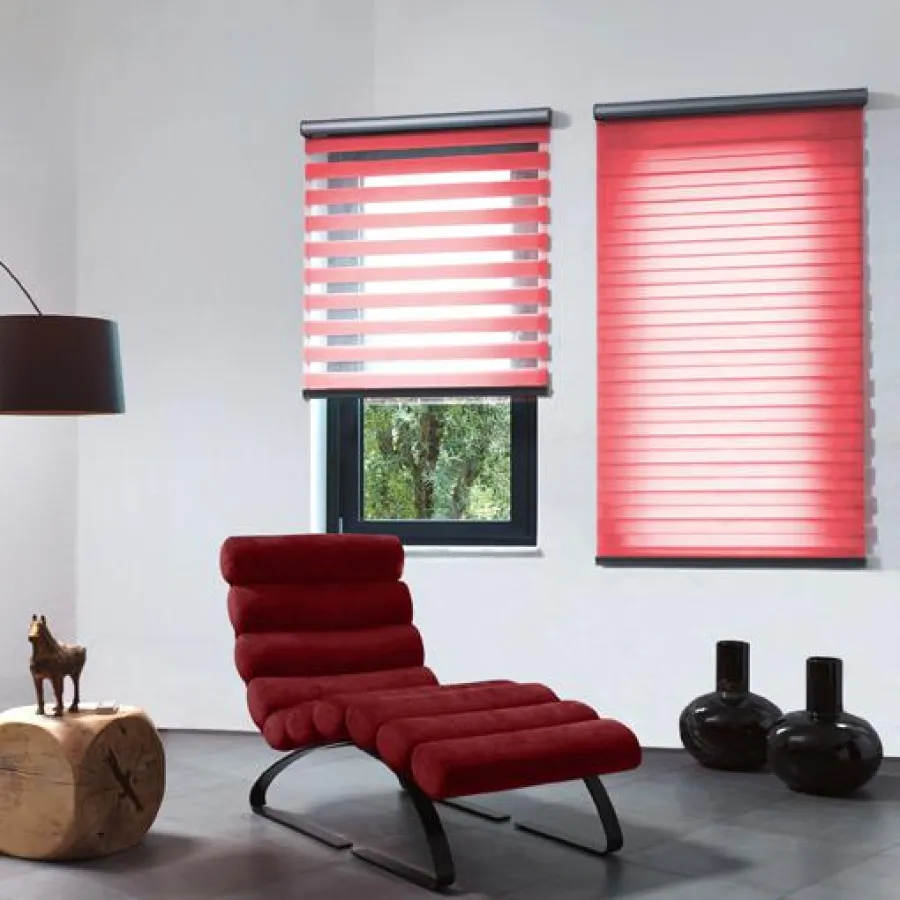 Neu im Sortiment von markilux: Das eDoppelrollo für Licht- und Sichtschutz