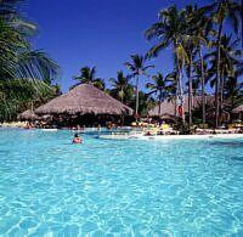 Bild: Bikini-Tipps für den Herbst: Mit hinundweg.com den Sommer verlängern