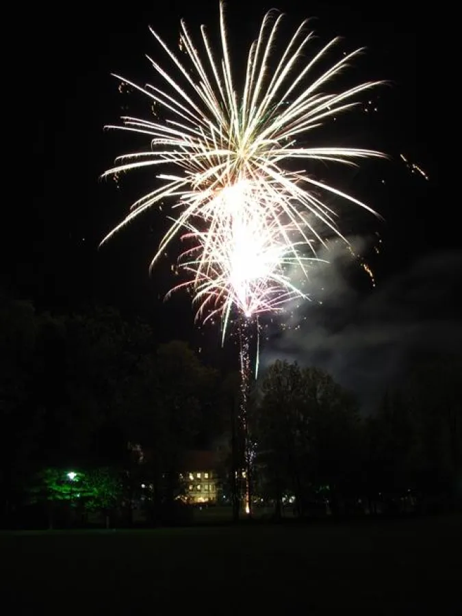 Brillantfeuerwerk der Pyro-Crew Meckenbeuren zur 2. Museumsnacht in Kißlegg i. Allgäu