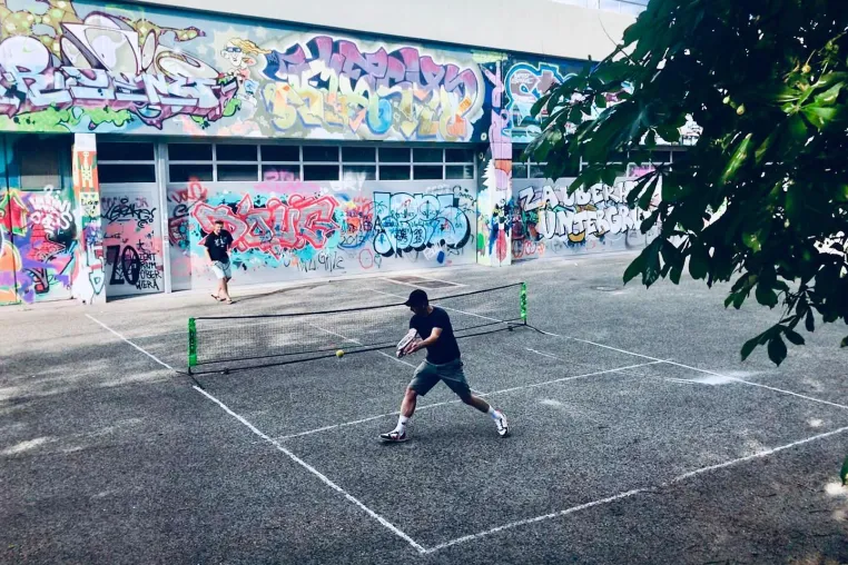 Touchtennis ist der coole Bruder von Tennis Bild: Touchtennis ist der coole Bruder von Tennis
